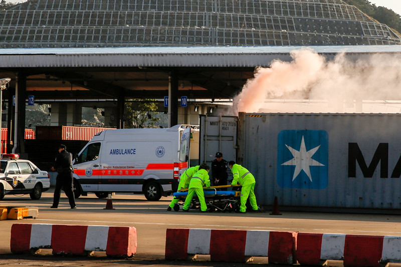 事实上,除了来自美国海岸警卫队的"点赞".