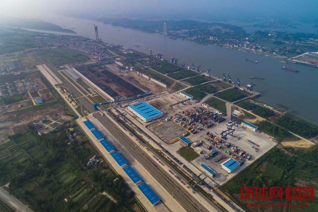 黄石新港加快港口发展转型升级打造公路铁路水路多式联运